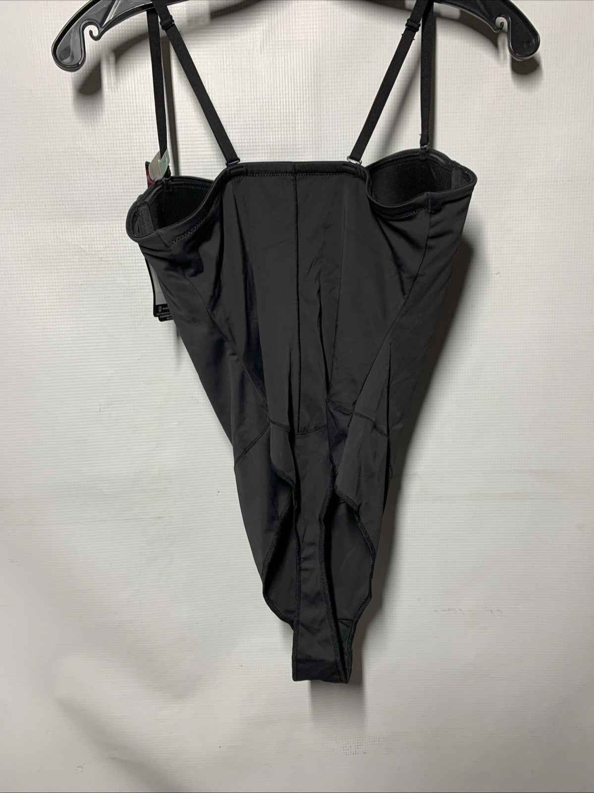 Black Maidenform DMS131 firm control tummy shaping multiway thong bodysuit, large size, women’s shapewear with adjustable straps.