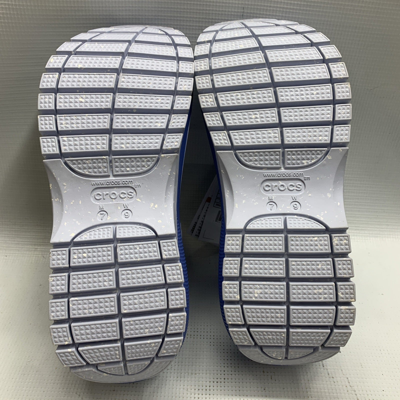 Crocs Classic Mega Crush Platform Sandal White Blue Unisex-Adult Women 9 Men's 7