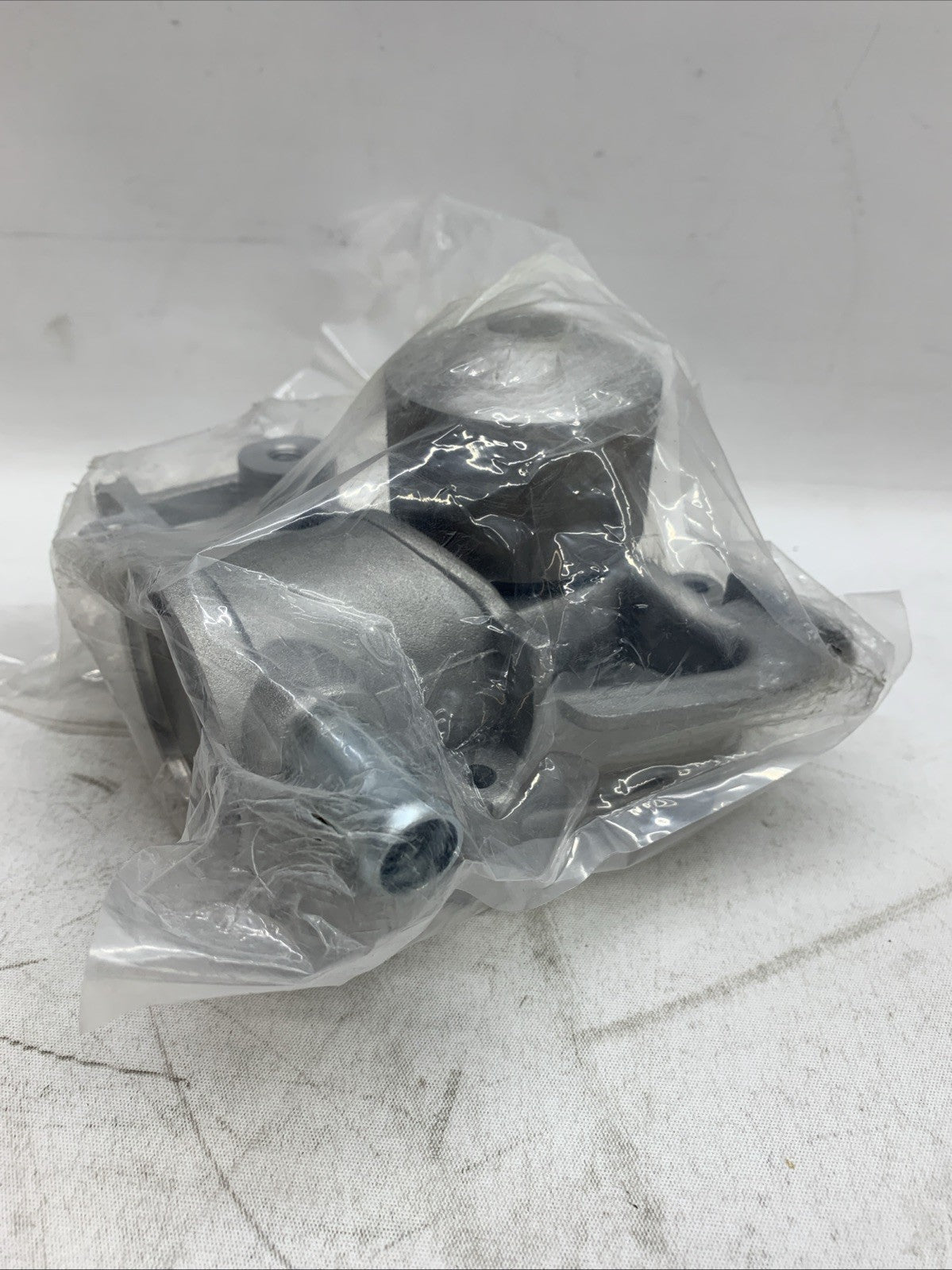 AISIN Water Pump Fit 93-06 2.2L & 2.5L Subaru Non-Turbo 16V SOHC EJ18 EJ22 EJ25