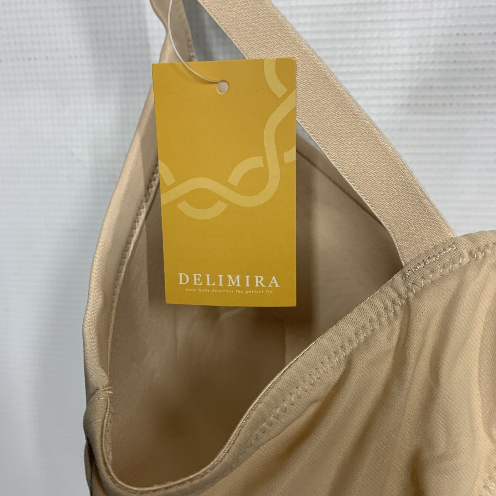 DELIMIRA Plus Size Seamless Lightly Lined Full Coverage T-Shirt Bra Sz 38F Beige