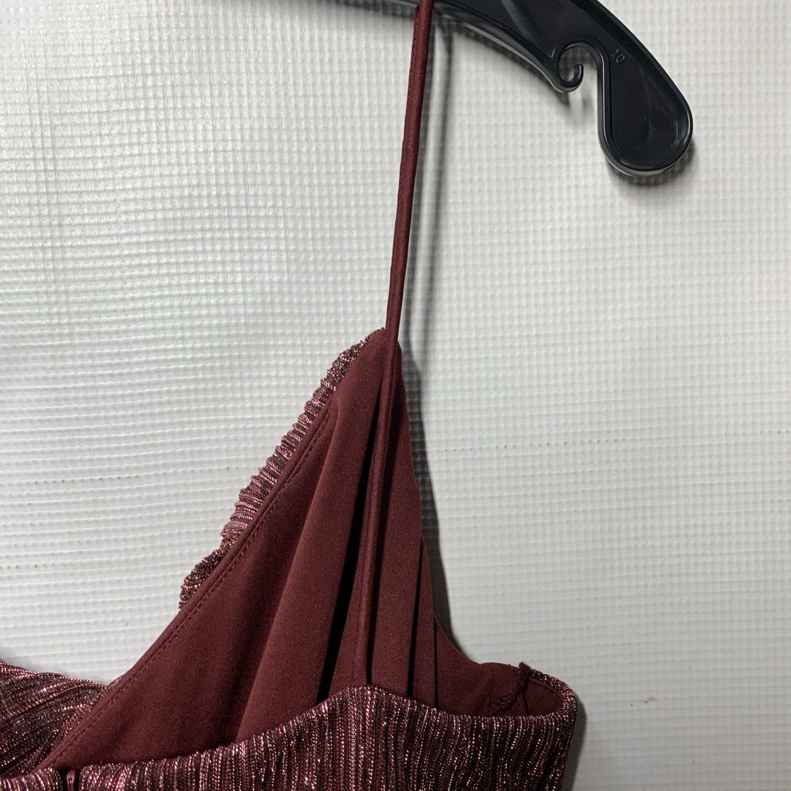 Adrianna Papell Women's Metallic Crinkle Gown Dress Size 4 Party/Cocktail Formal