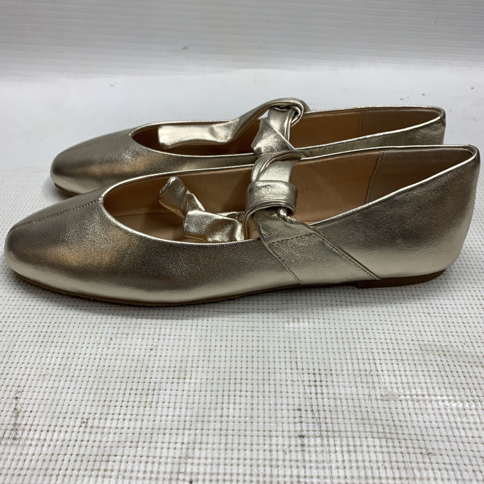Jewel Badgley Mischka Taylore Pull-On Mary Jane Flats JW5213 Dress Shoes Size 9