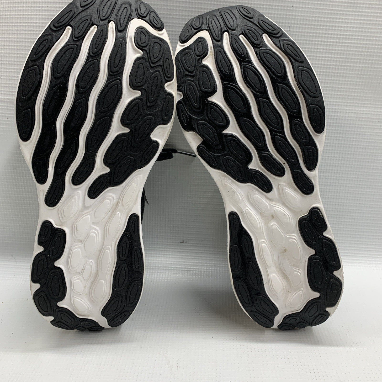 New Balance Women's Warisek4 Black Running Shoes Arishi v4 8.5 Lace-up Sneaker