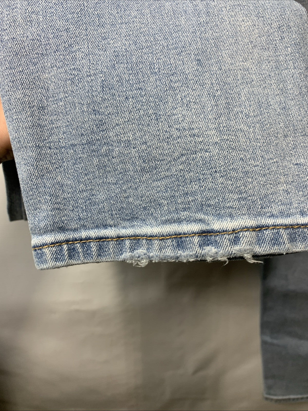 Levi's 541 Jeans Slim Fit Straight Leg Long Pants Athletic Taper w/Pockets 30x32