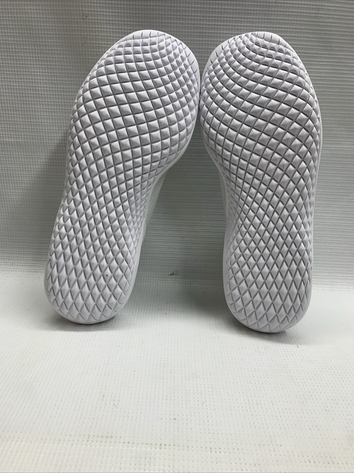 Mizuno Women TF-11 Cross Trainer 11 Fitness Shoes White Size 8.5 Lace-up Sneaker