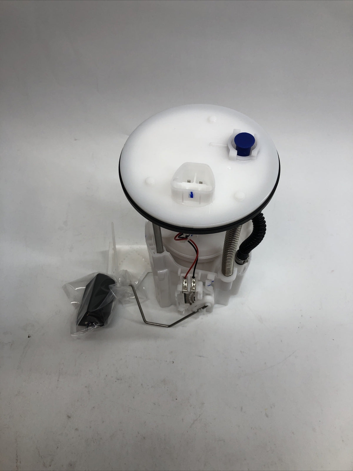 Fuel Pump Assembly for Toyota Camry 2007-2011 L4 2.4L 2.5L 7702006131 7702006130
