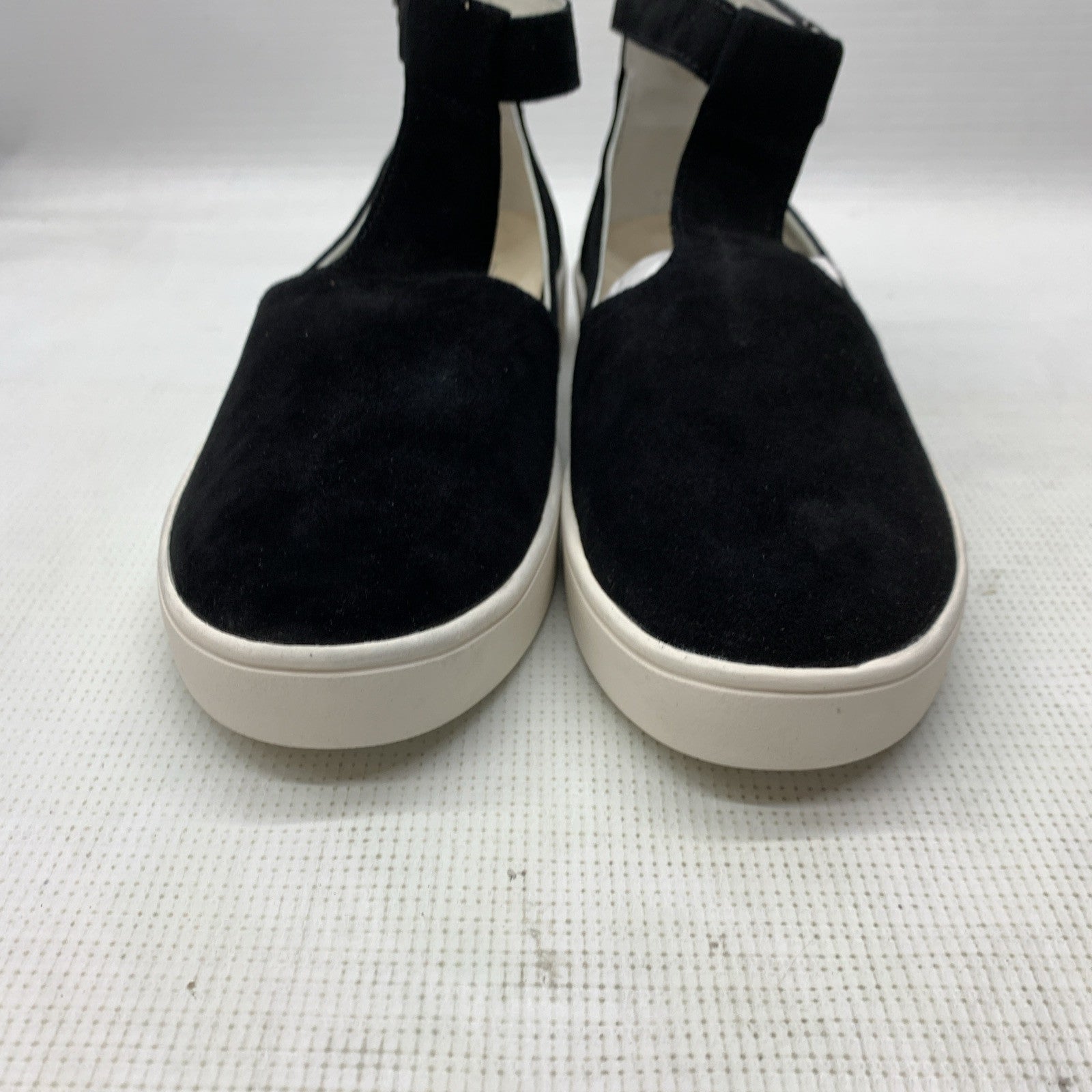 Spenco Indigo Fashion Sneaker Classic Shoe Black Size 10B Adjustable Ankle Strap