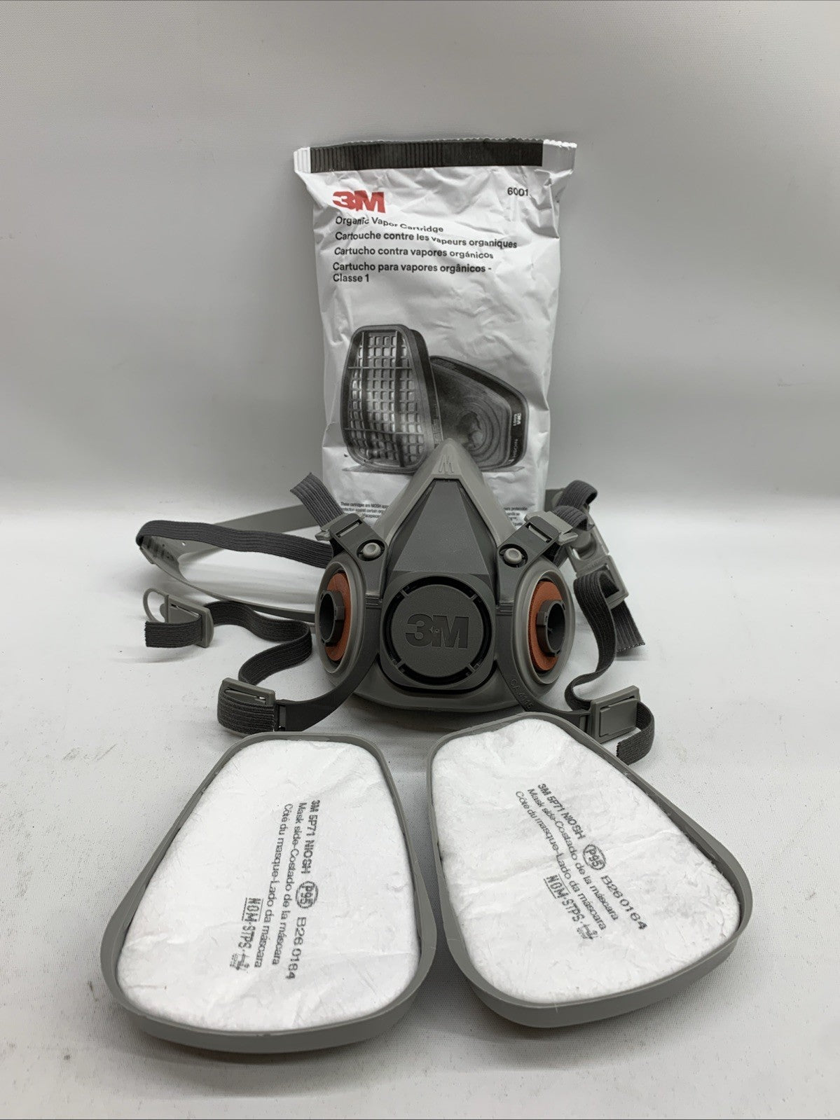 3M P95/OV Paint Project Reusable Respirator 6211P1-DC Bayonet Connection Medium