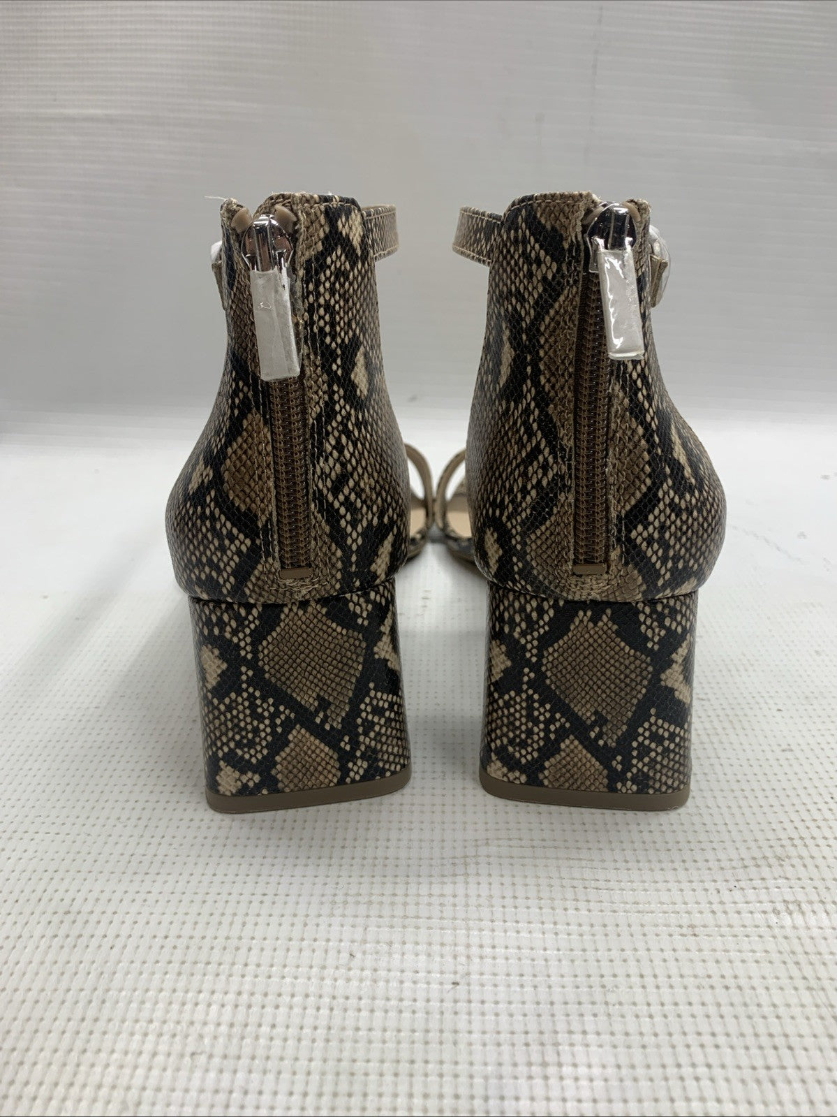 LifeStride Women's Cassidy Ankle Strap Dress Sandals Heeled Snake Print Size 9W
