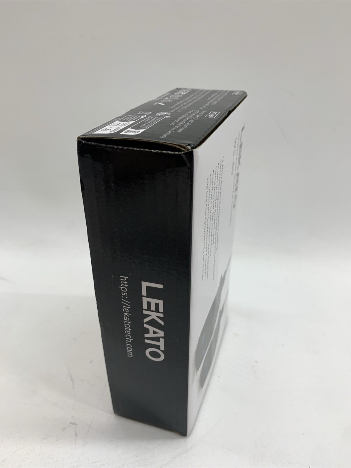 LEKATO 2.4Ghz Wireless Guitar System with 4 Channels Wireless Transmitter Rec