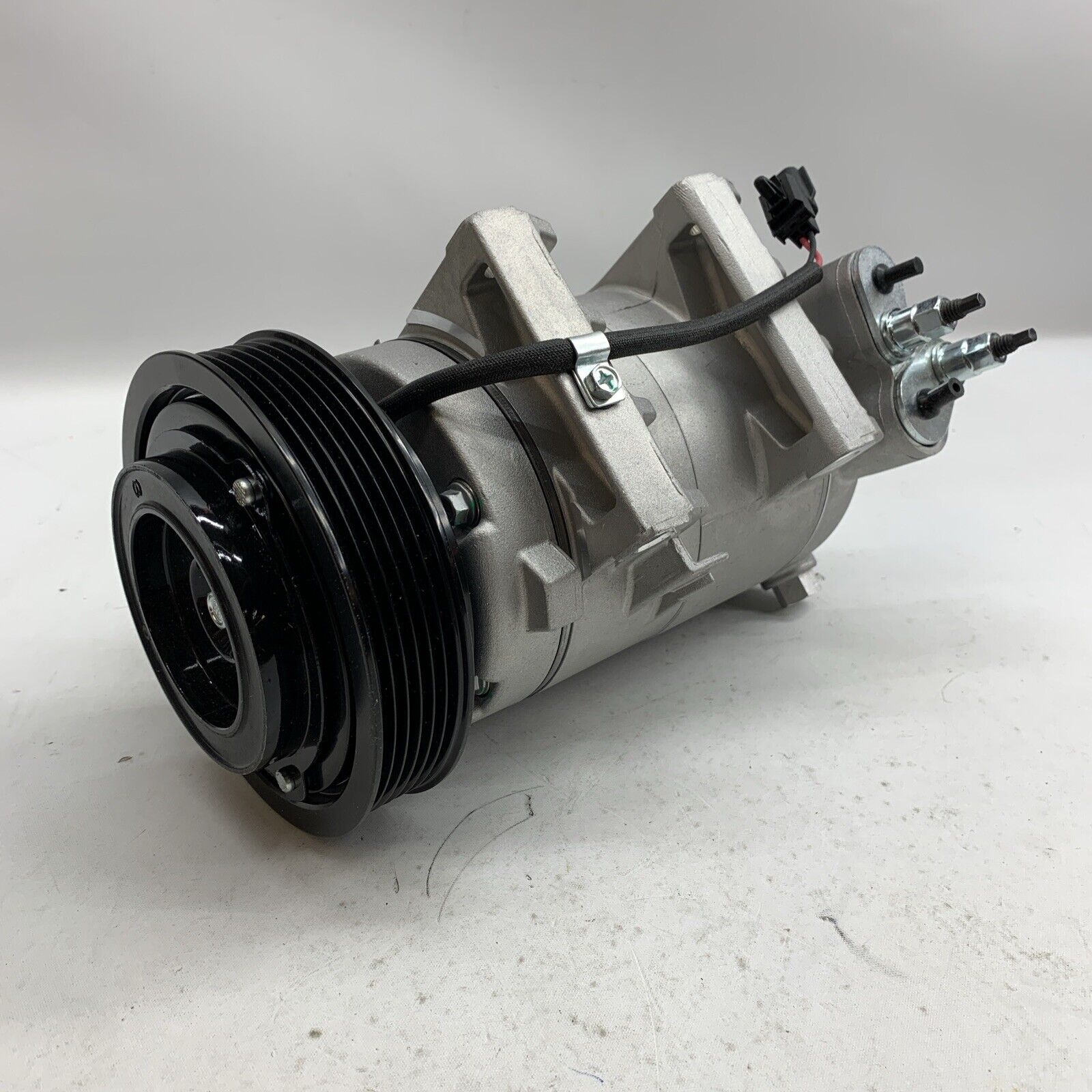 Air Conditioner AC Compressor with Clutch Compatible with Nissan Rogue 2008-2013