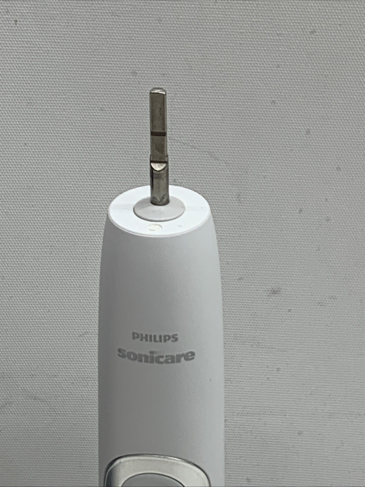 Philips Sonicare Rechargeable Electric Toothbrush - NO BRUSH HEAD FOR PARTS