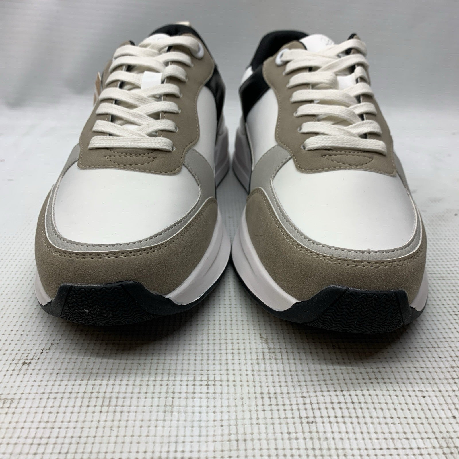 Project Cloud Men's White/Black/Tan Kurt A Performance Shoes Sneakers Size 11