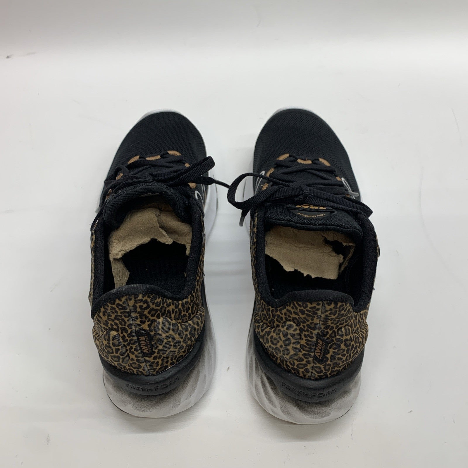 New Balance Women's Fresh Foam Roav V2 Sneaker Black /White/Leopard Print 7.5