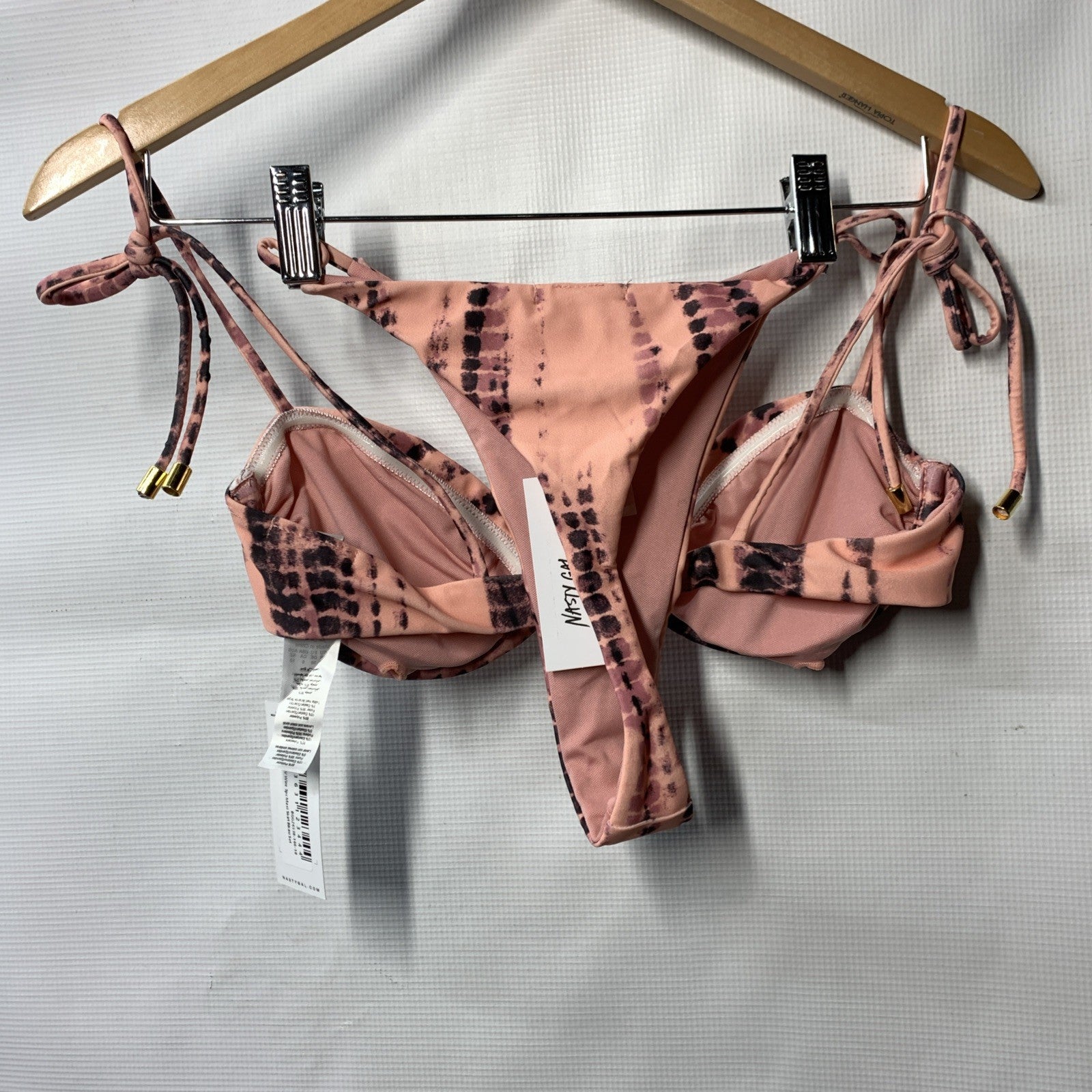 Women's Nasty Gal tie dye V wire 3-piece maxi skirt bikini set in size 6, featuring colorful swimwear with a stylish design.