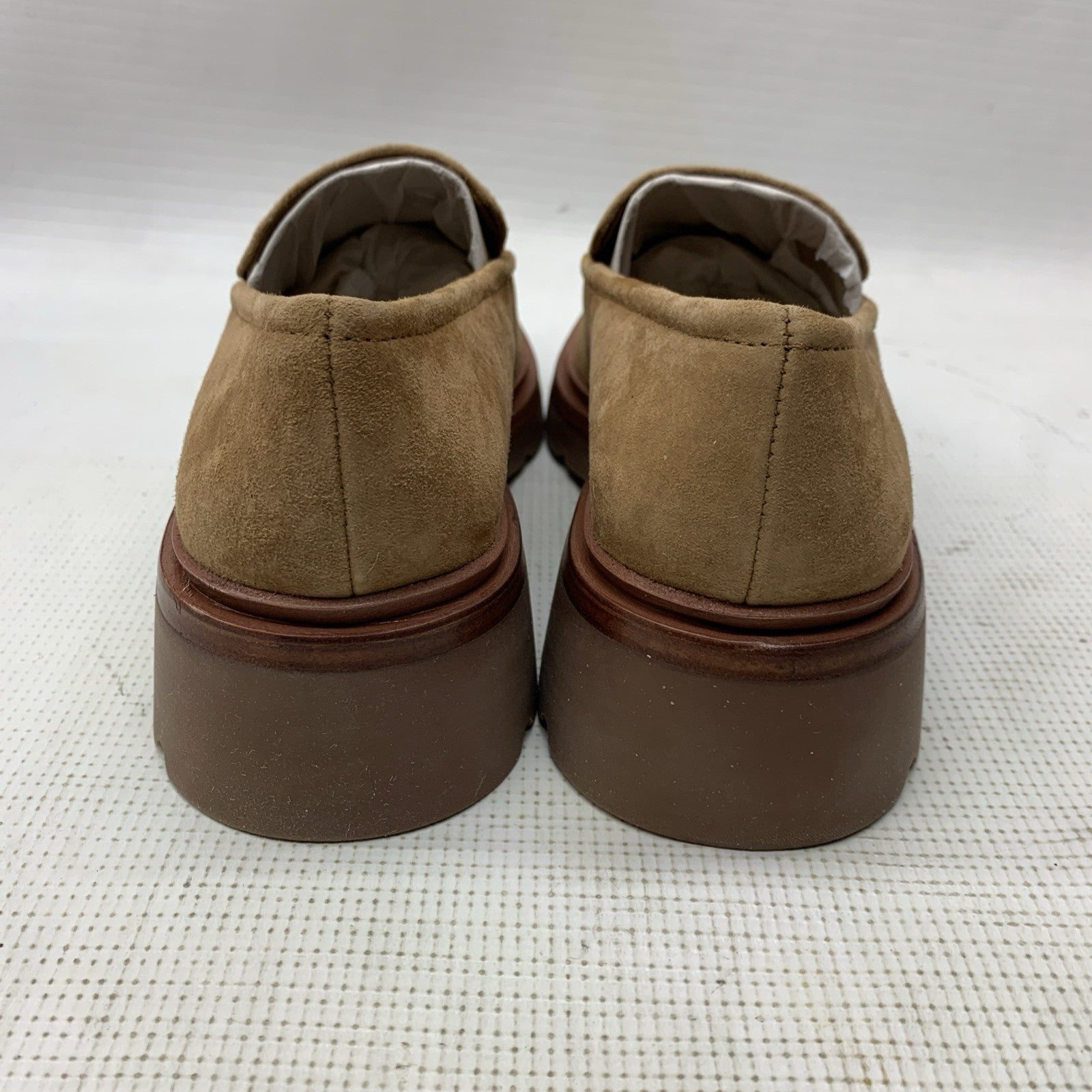 Vince Women’s Robin Loafers Pull-On Square Toe Shoes Size 6.5 Light Fawn Brown