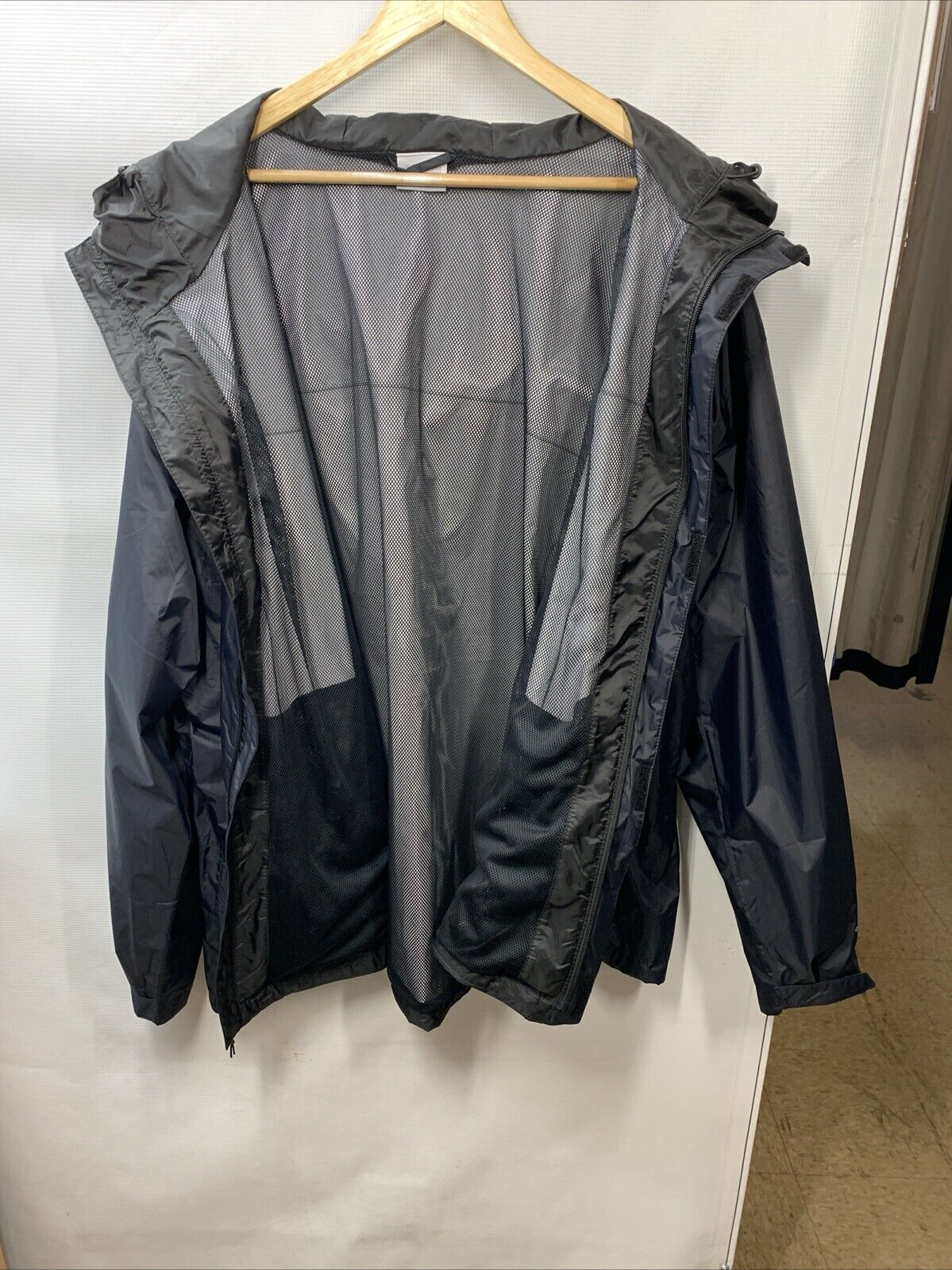 Columbia Watertight II Rain Jacket Men's 4XL Long Sleeve Black RS2433 with Hood