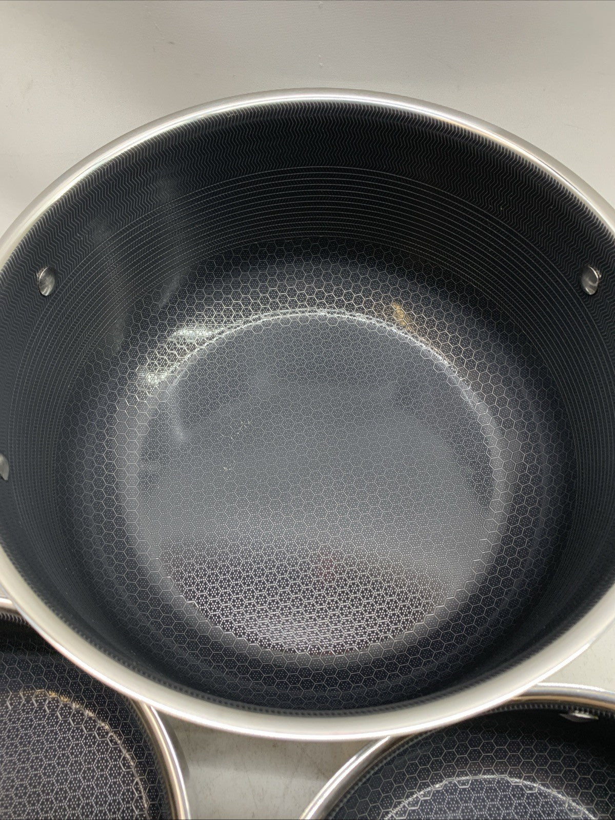 HexClad Hybrid Nonstick 6-Piece Pot Set 8, 3 & 2 Qt Pots with Cover Lids - USED