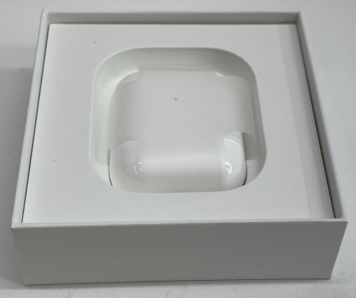 Apple Wireless Charging Case Only for Earphones AirPods MR8U2AM/A OEM White