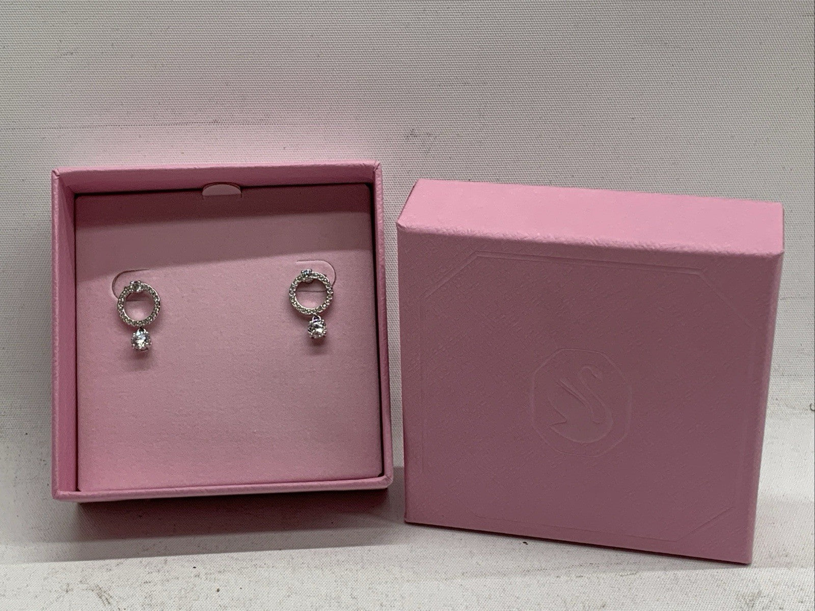 Women' Swarovski Stud Attract Circle 5563278 Earrings White Crystals Jewelry