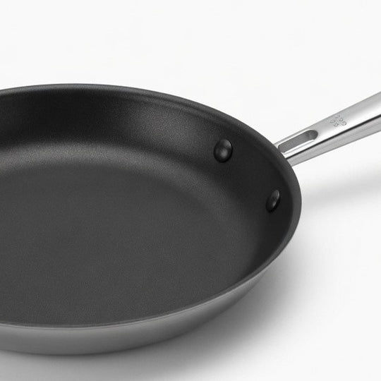 Misen 12 Inch Pre-Seasoned Carbon Steel Fry Pan – Lightweight, Even Heating