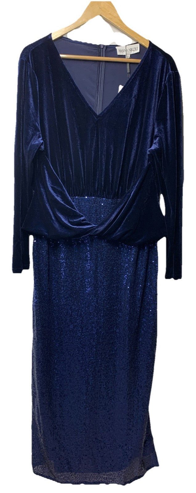 Hanna Nikole Women's Plus Size Velvet Side Slit Sequin Dress V Neck - Size 18W