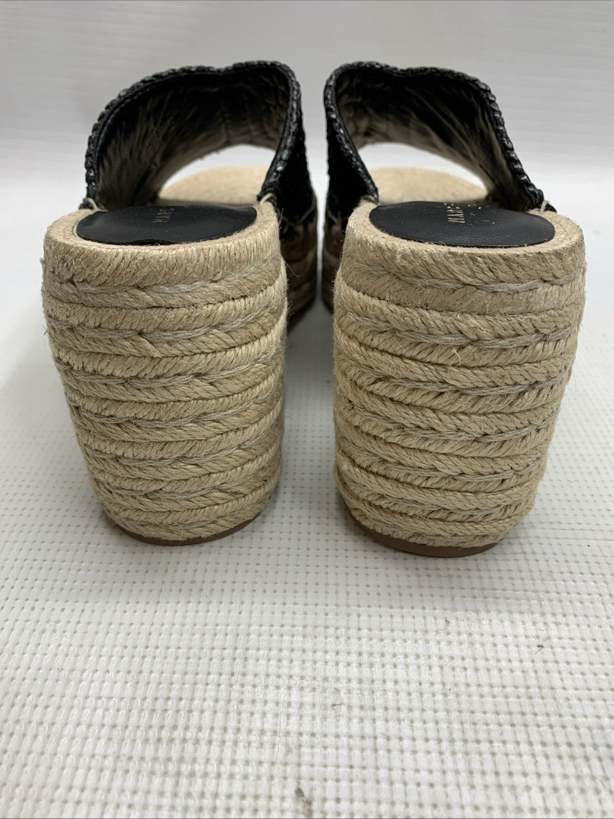 Marc Fisher LTD Women's miZAKKI Wedge Heel Sandal Black Size 7M Open Toe Slip-on