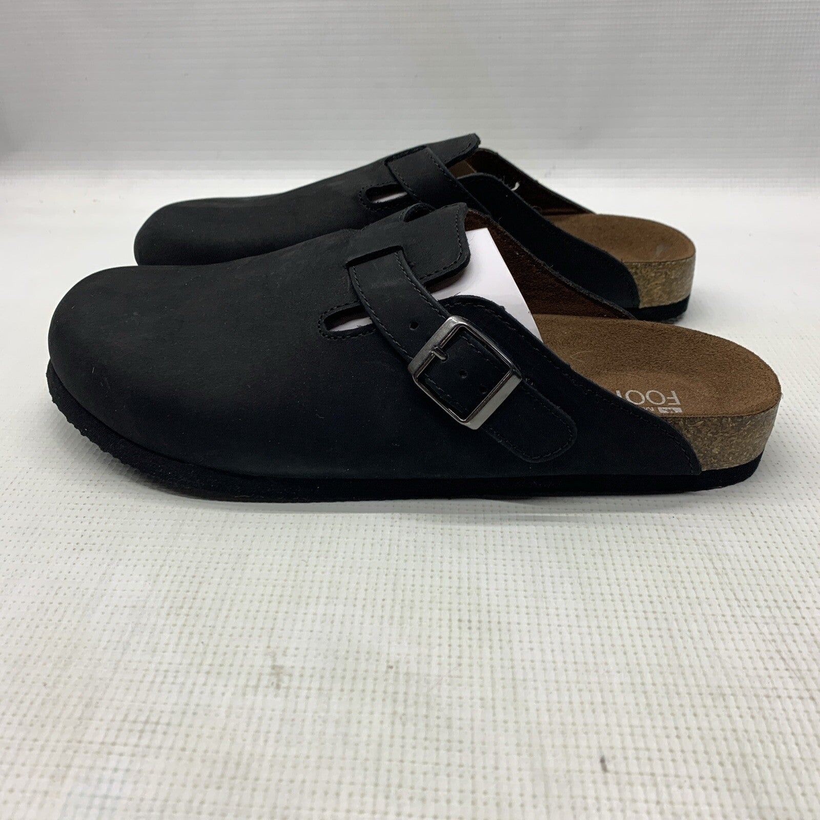 White Mountain Footbeds Women's Genuine Leather Buckle Slip-on Clog 9 Black