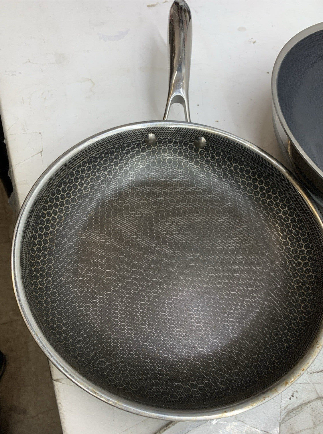 HexClad Hybrid Nonstick 7-Piece Cookware Cooking Set Pan with Lids & Wok - USED