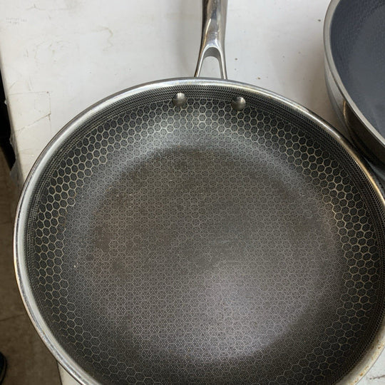 HexClad Hybrid Nonstick 7-Piece Cookware Cooking Set Pan with Lids & Wok - USED