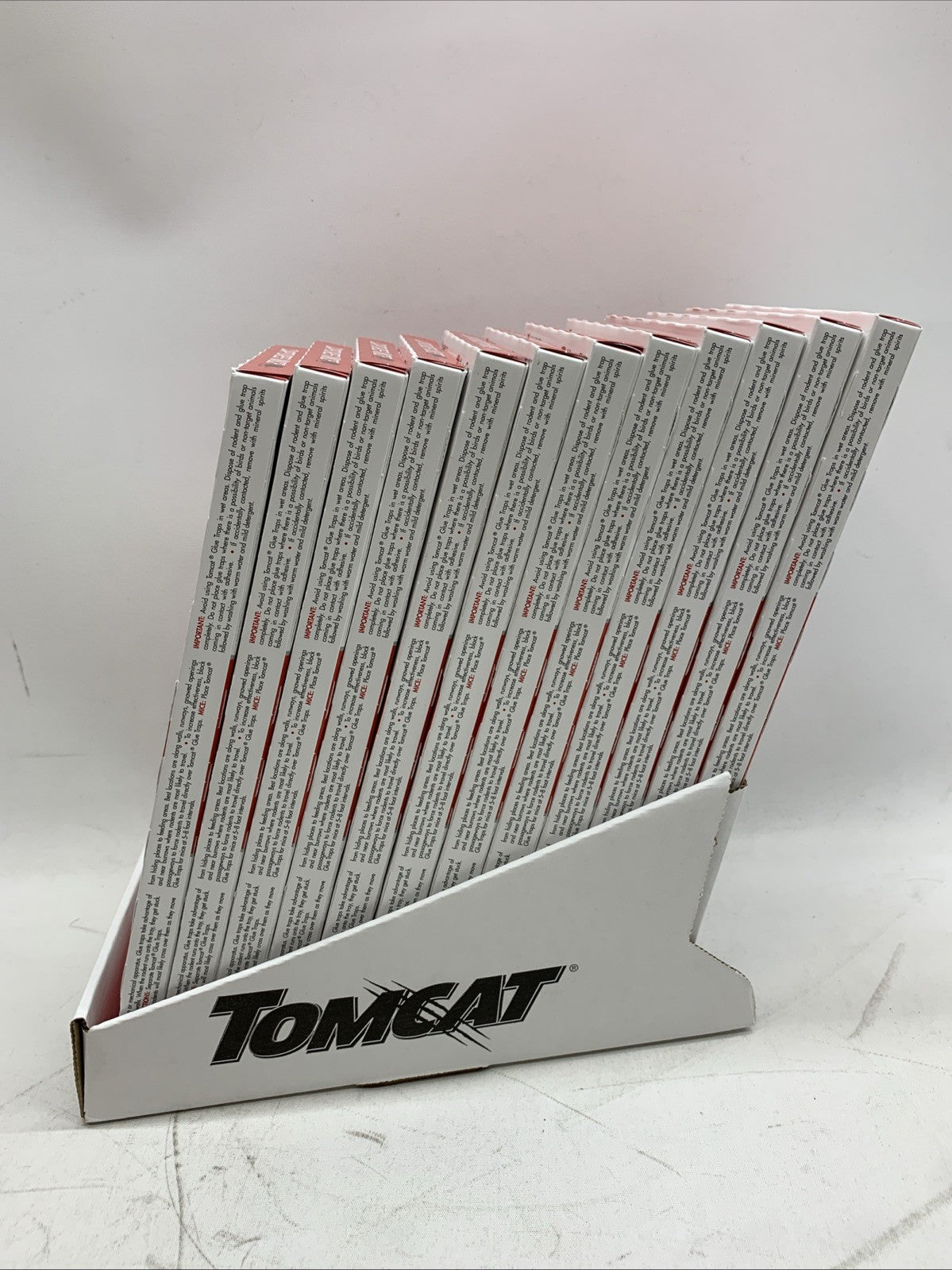 Tomcat Glue Traps Mouse Size + Eugenol for Enhanced Stickiness 6 Trap - 12 Packs