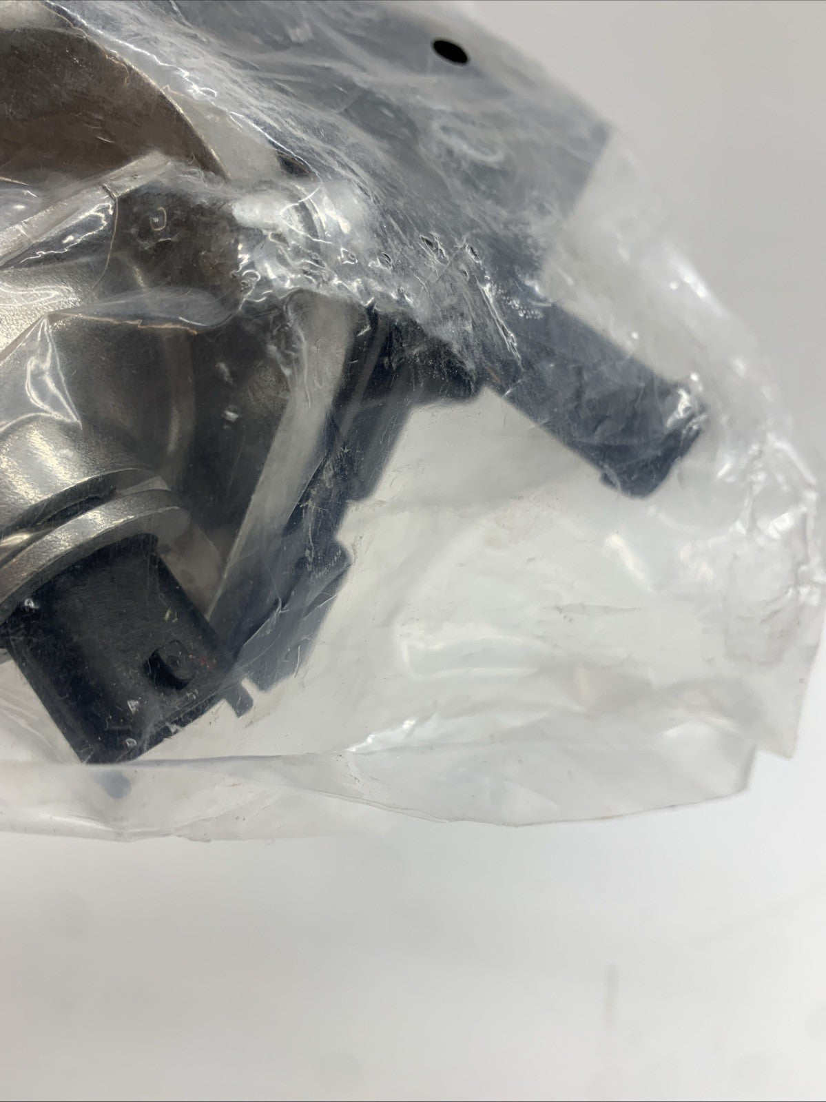 Engine Coolant Thermostat Housing W/ Sensor Gasket For 2011-2016 Chevrolet Cruze