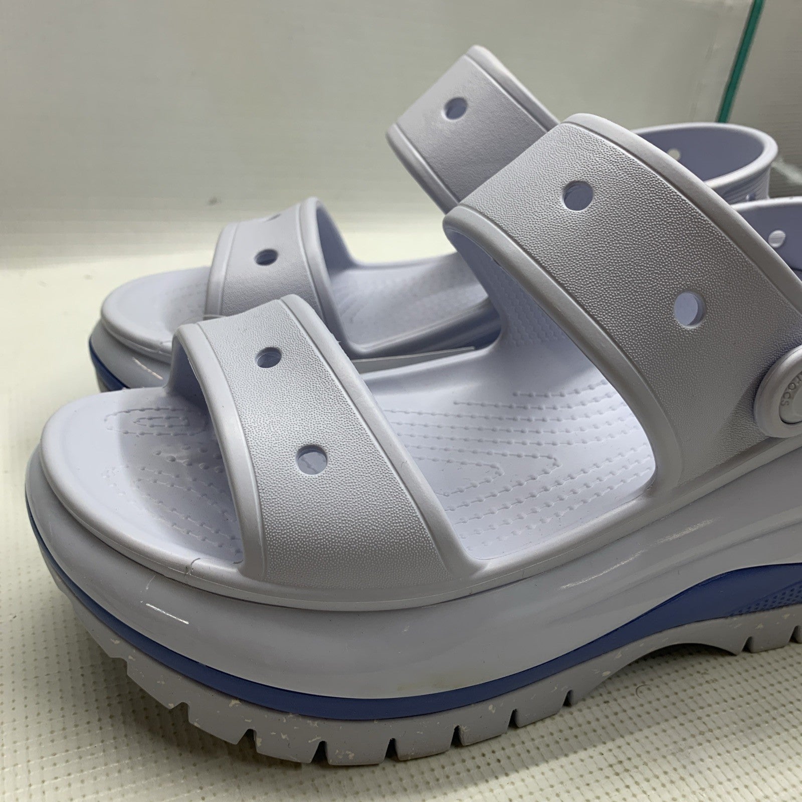 Crocs Classic Mega Crush Platform Sandal White Blue Unisex-Adult Women 9 Men's 7