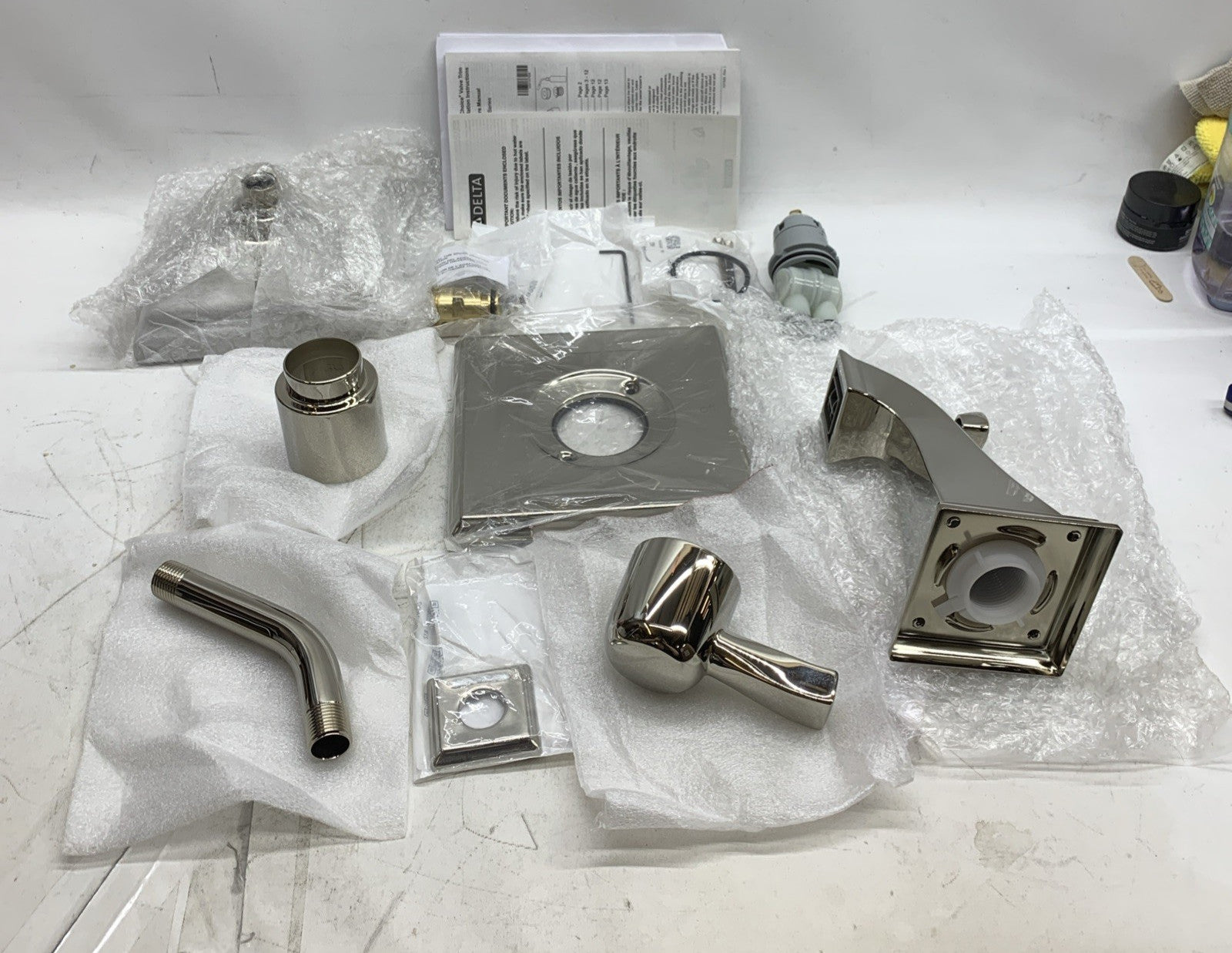 Delta Faucet Dryden 14 Series Single-Function Tub & Shower Trim Kit Single-Spray