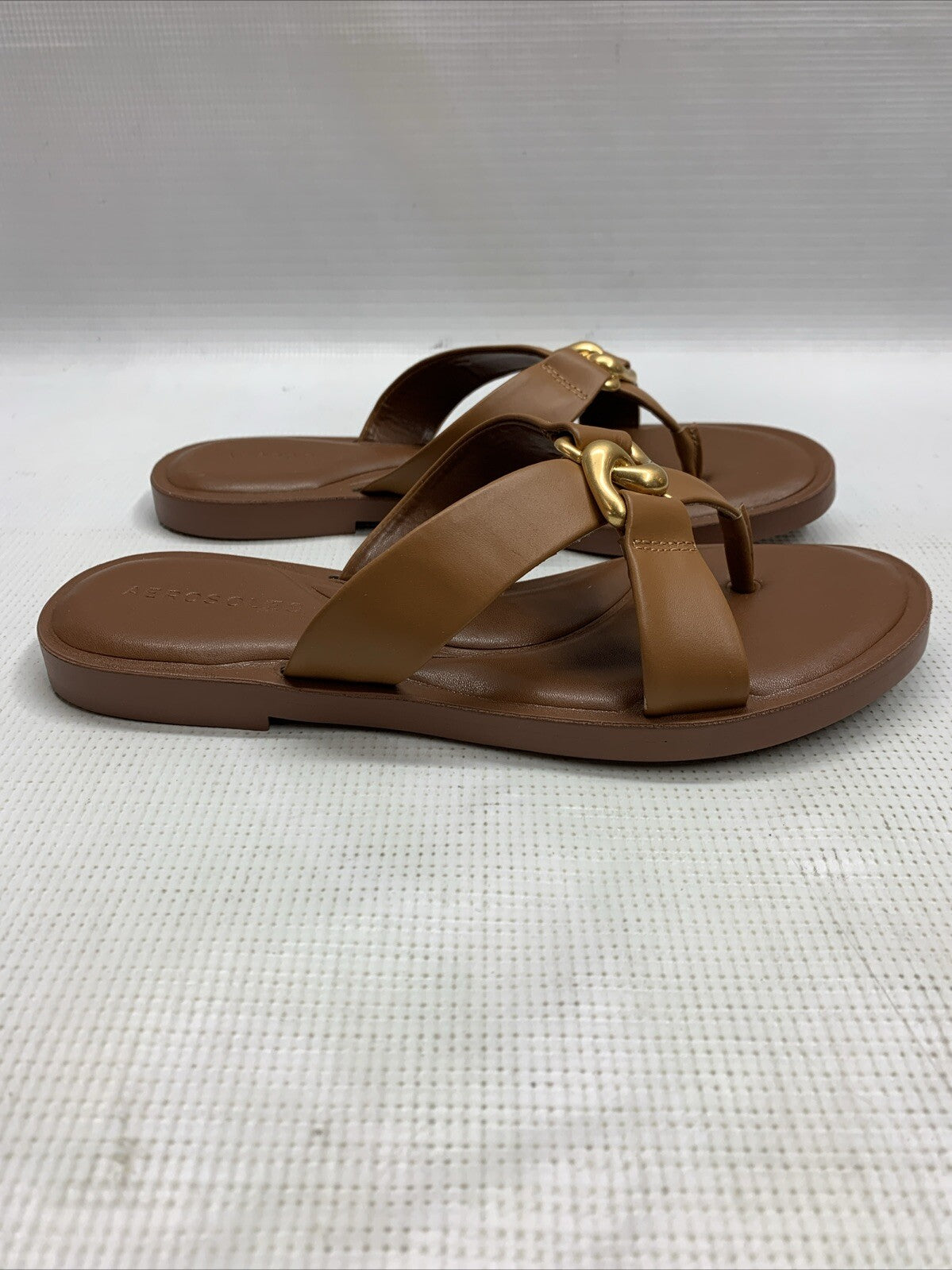 Aerosoles GAIA Tan Leather 293 Sandal Size 6.5M Open Toe Crisscross Strap Slipon