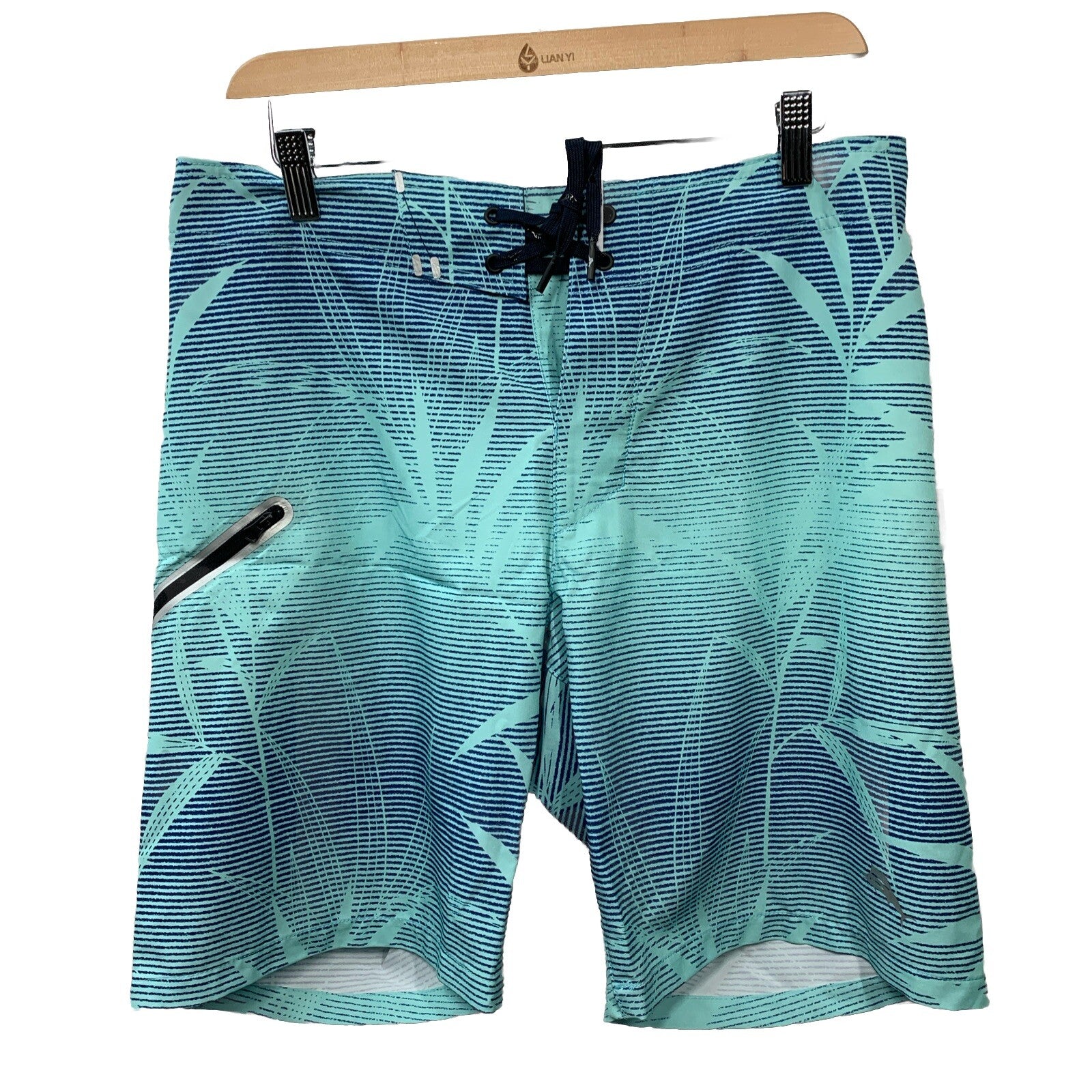 TOMMY BAHAMA Monterey Coast 9