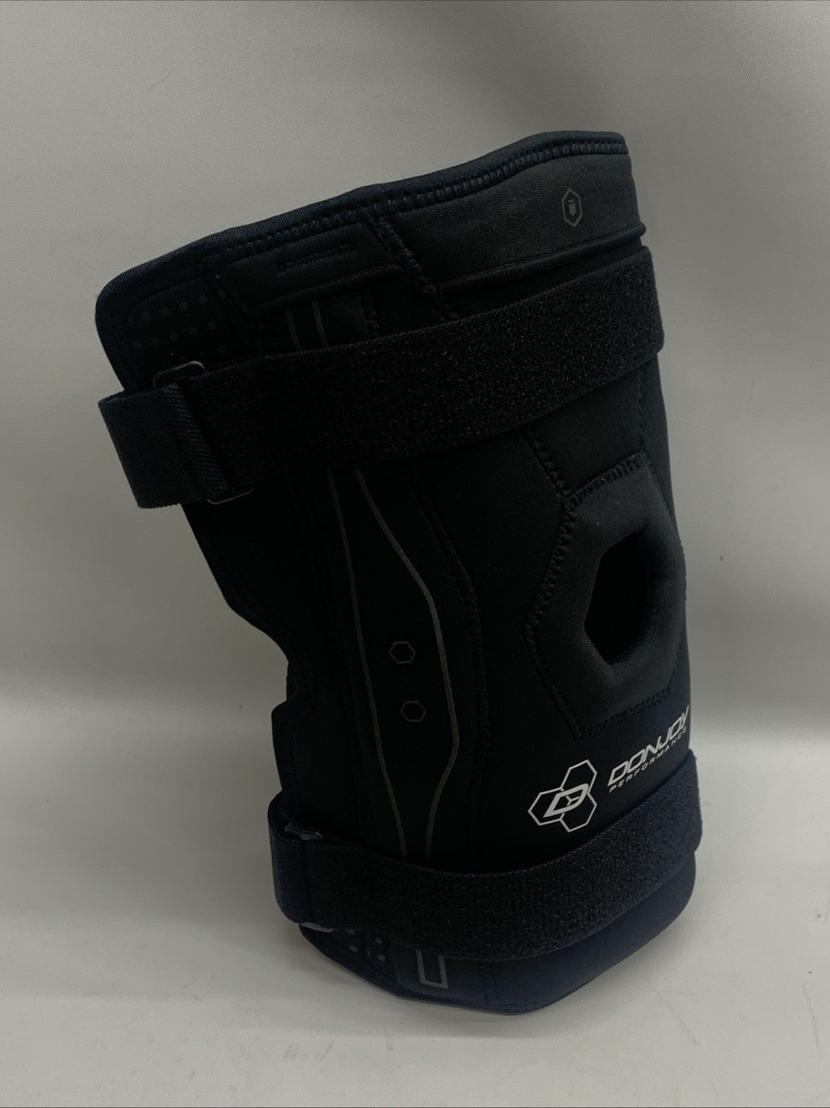 DonJoy Performance Bionic Knee Brace Support Black Size Large fits Left or Right