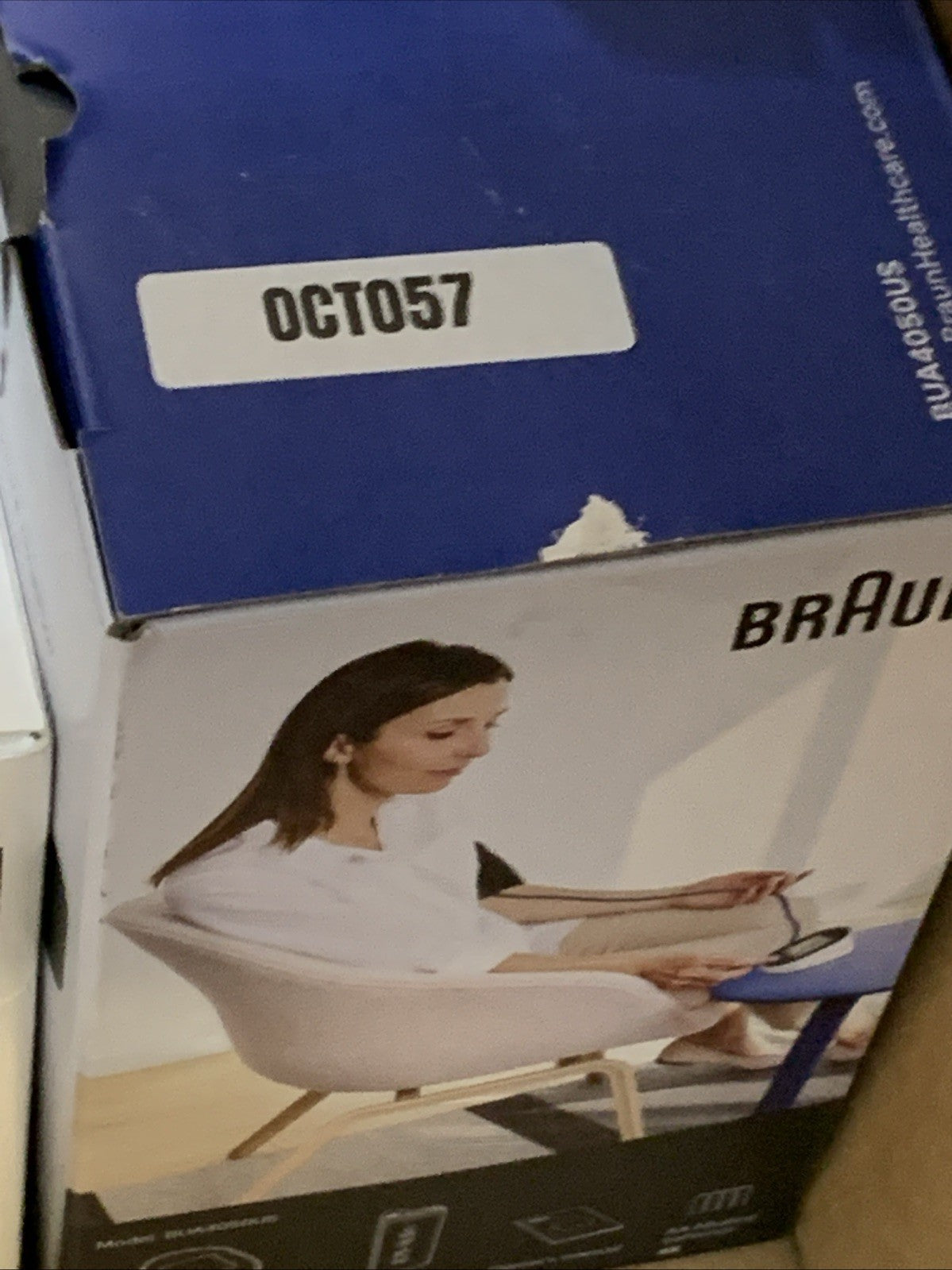 Braun ExactFit 2 BUA4050US Upper-arm Blood Pressure Monitor Easy 1-Button Large