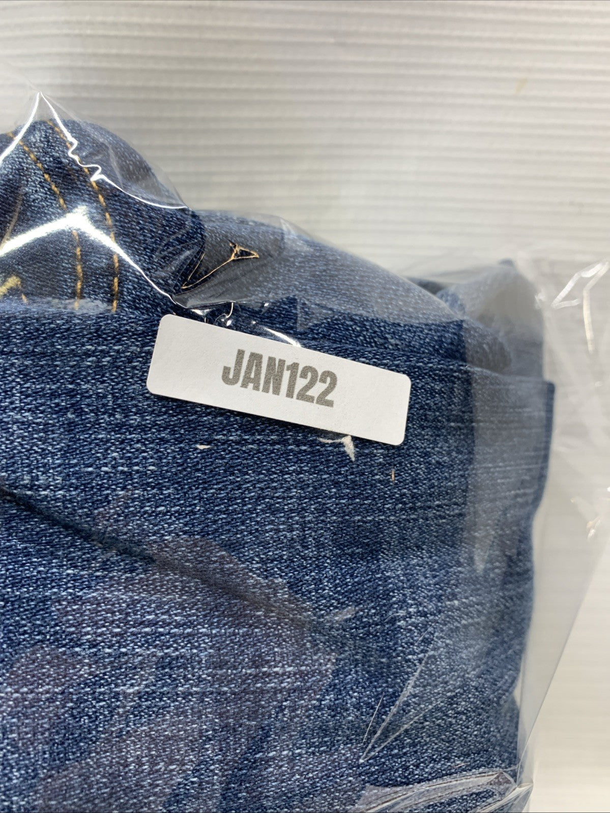 7 For All Mankind Josefina Feminine Boyfriend Jean Long Pant with Pocket Size 34