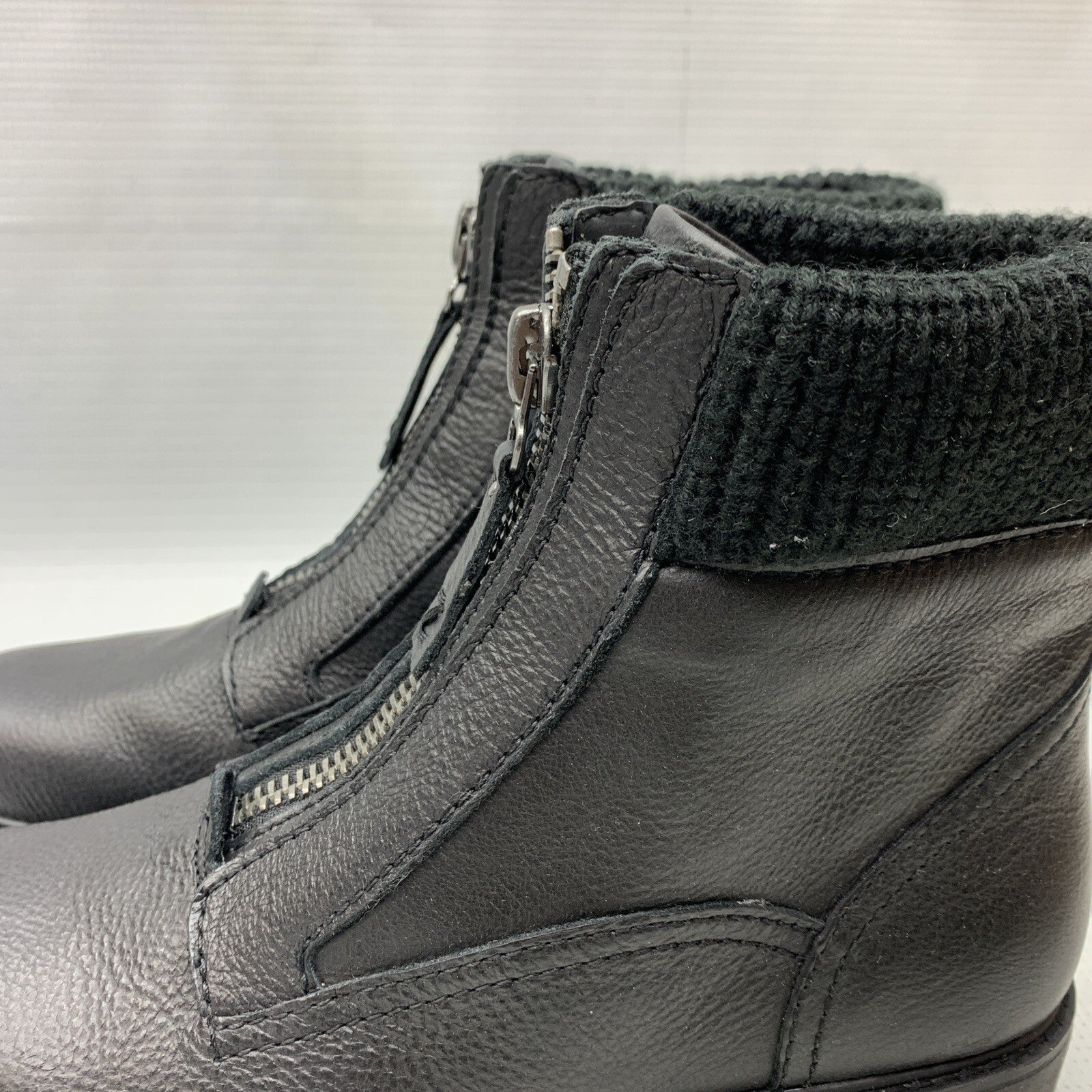 Zodiac Women's Soren Combat Ankle Boot Size 7.5 Black Leather H8103L1001 Block