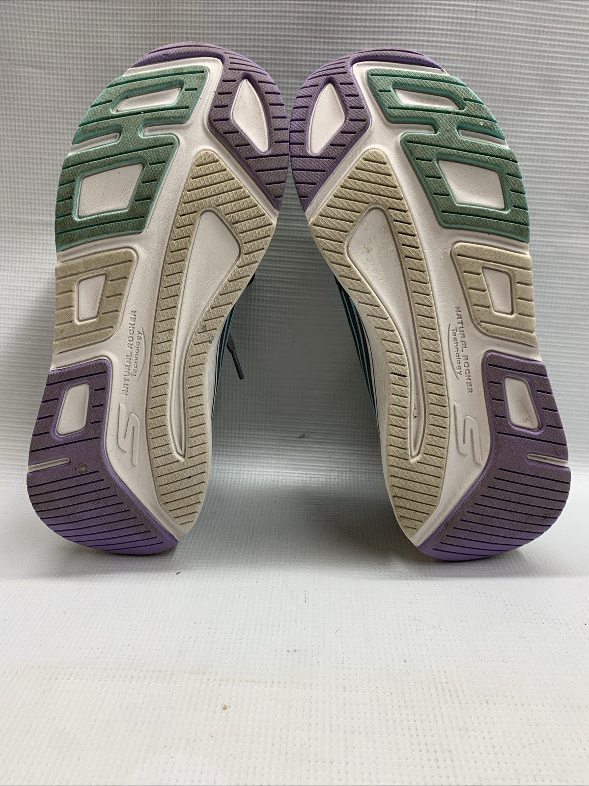 Skechers Max Cushioning Elite 2.0 Sneaker Women Size 9 Gray Copper Infused Shoes