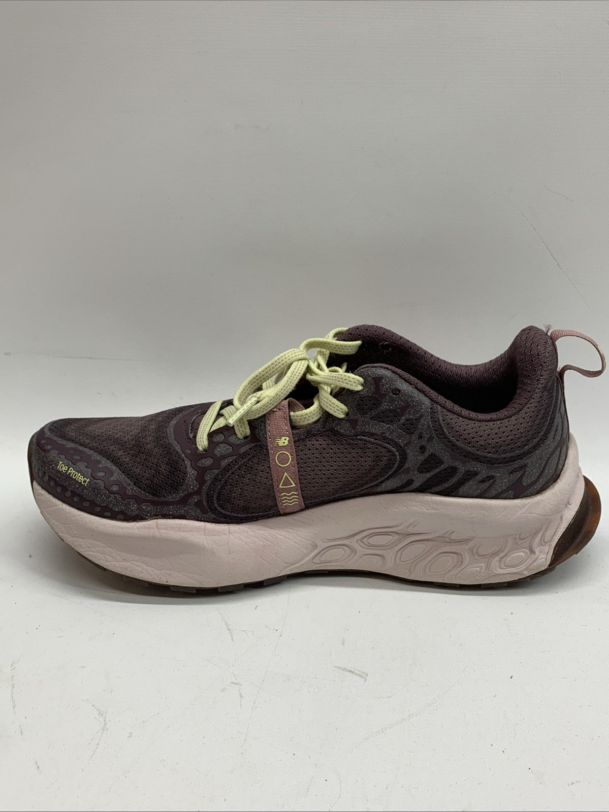 New Balance Womens FF X Hierro V8 WTHIERP8 Red Running Shoes Sneakers Size 8W