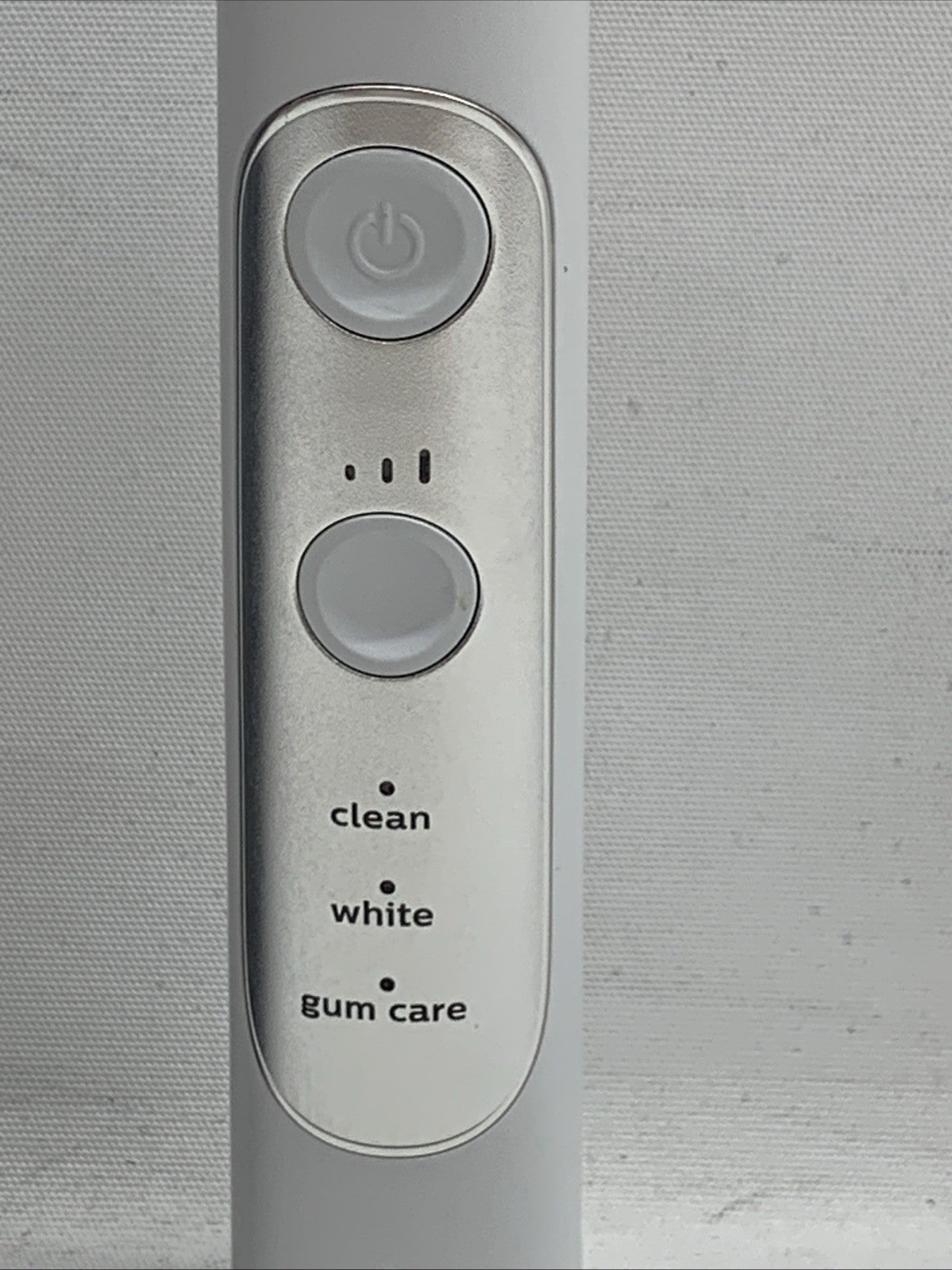Philips Sonicare Rechargeable Electric Toothbrush - NO BRUSH HEAD FOR PARTS