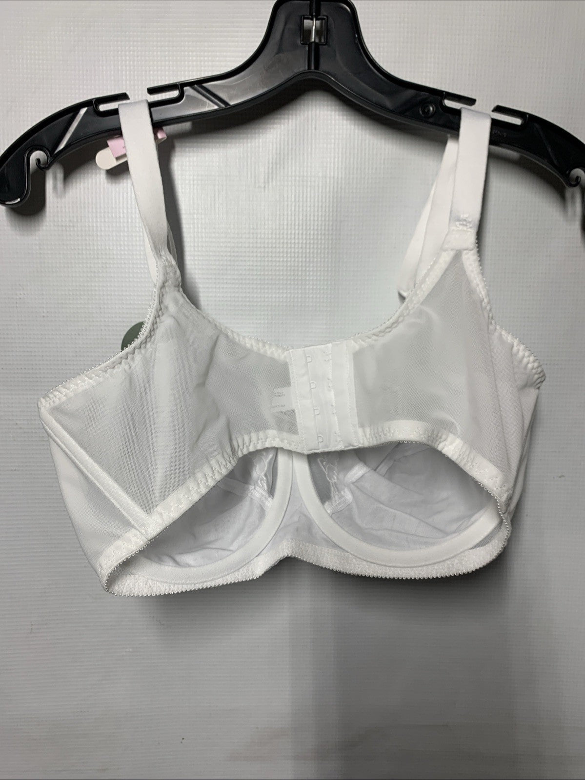 Bali 0180 Flower Bali Underwire Bra 36D White Full Coverage Lightly Lined Cup