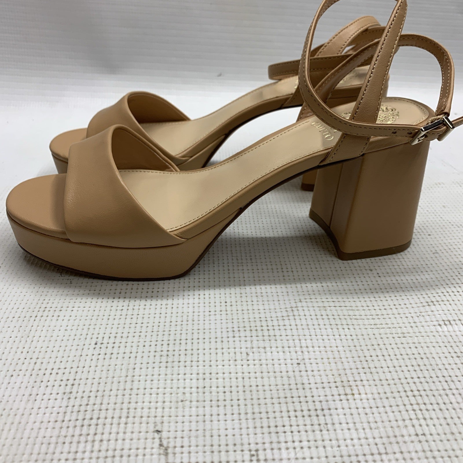 Vince Camuto Women's Pendreya Sandstone Platform Sandal Wedge Heel Size 7.5M
