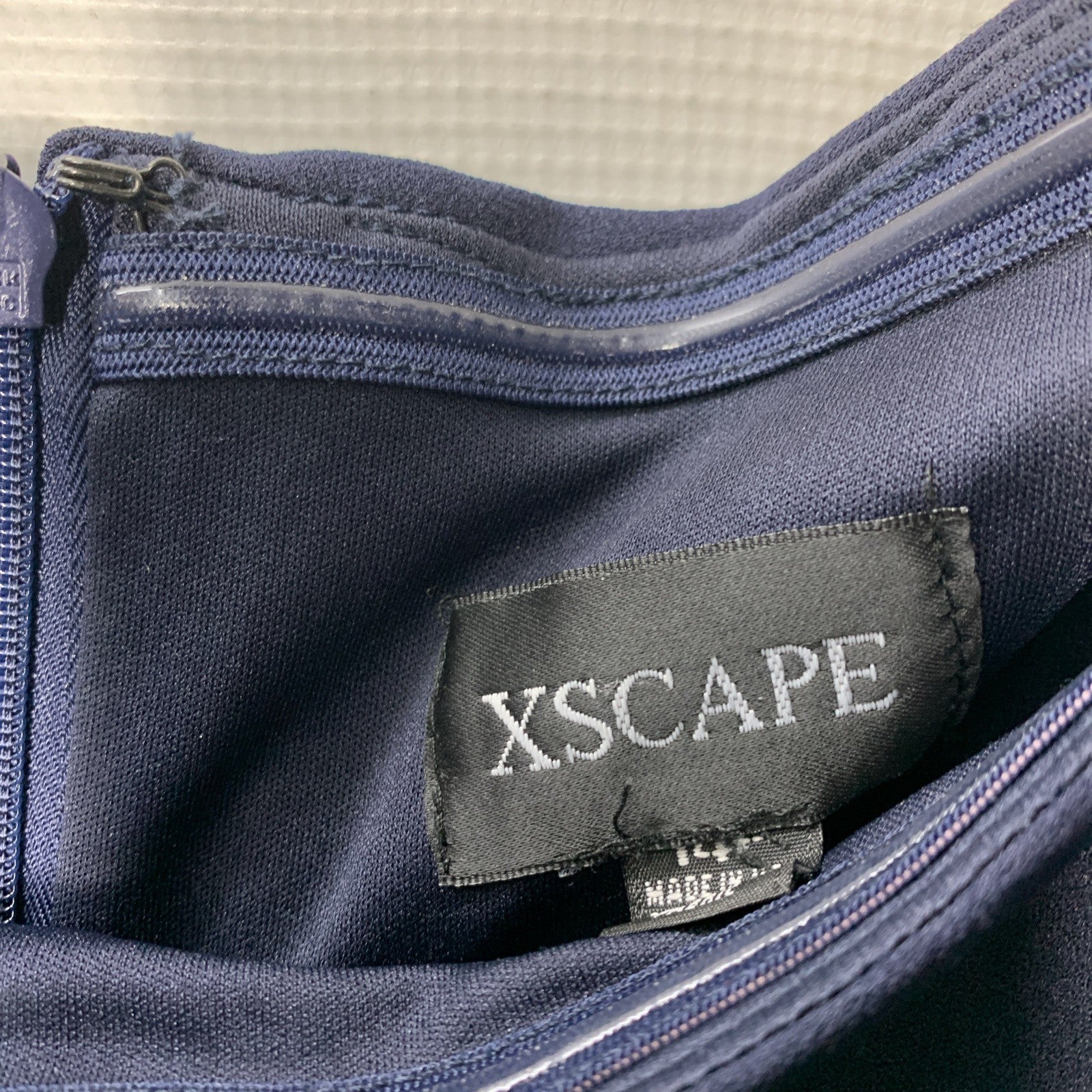 XSCAPE Floral-Sleeve Off-The-Shoulder Formal Prom Party Cocktail Dress Size 14P