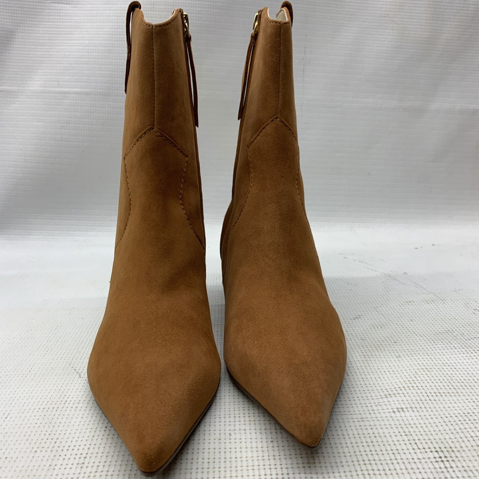 Seychelles Dallas Women's Boot Dallas Suede Tan Pointed Toe IB03075 Size 6.5