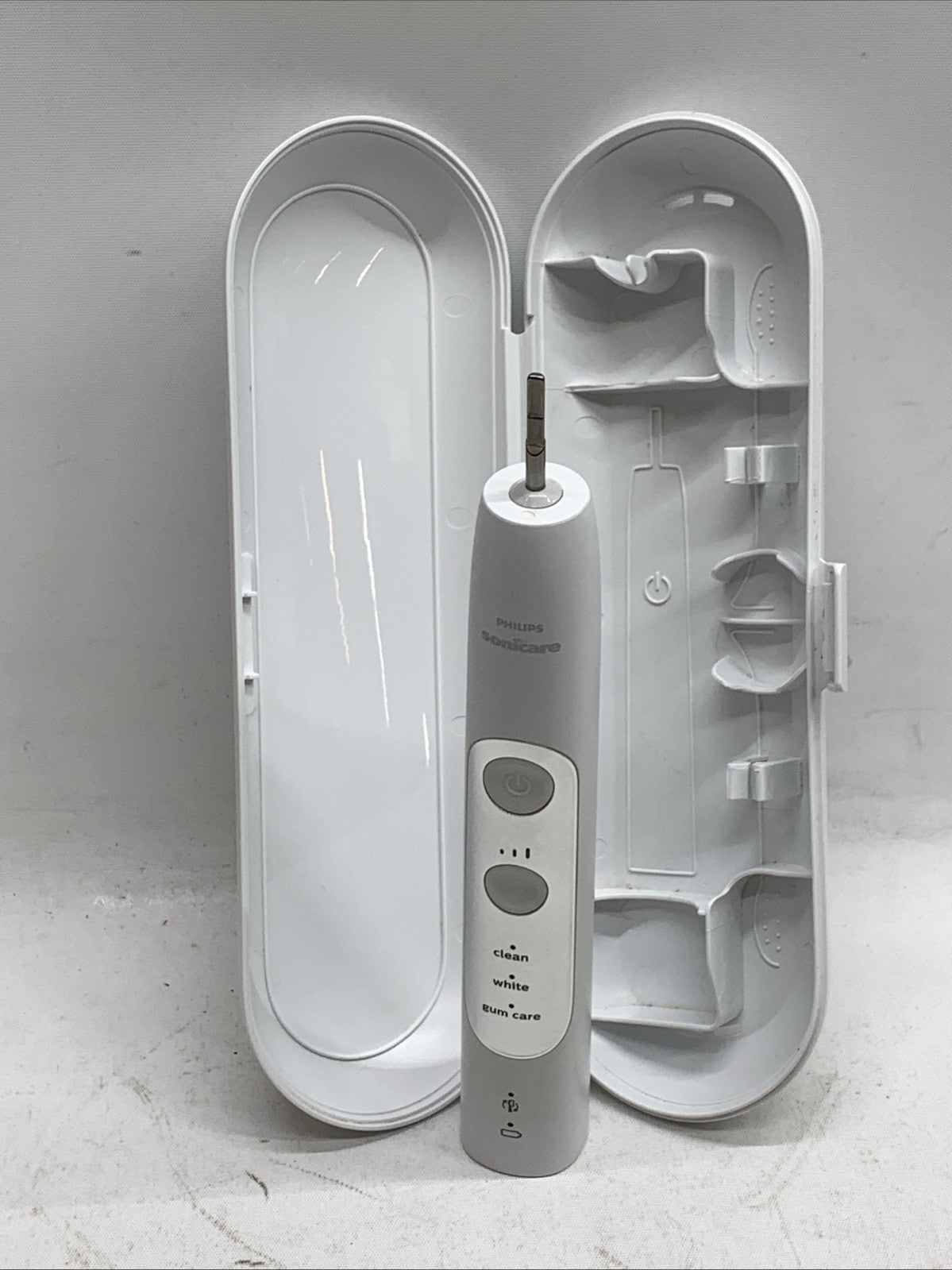 Philips Sonicare Professional Clean Electric toothbrush HX751V NO HEADS FOR PART