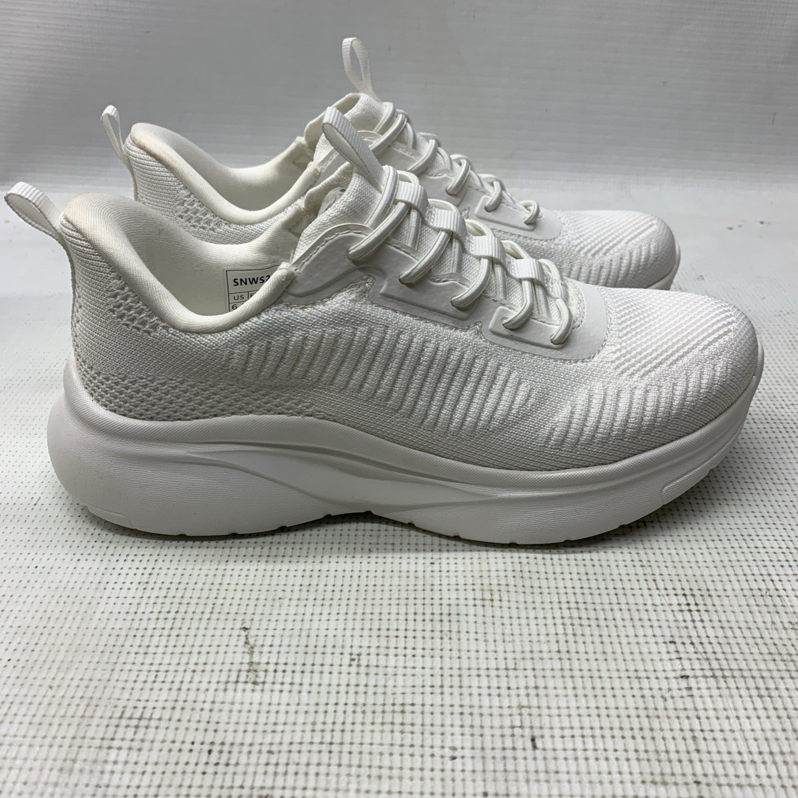 NORTIV 8 Women's Walking Shoes Cushion Running Tennis Shoes White SNWS2413W 6.5