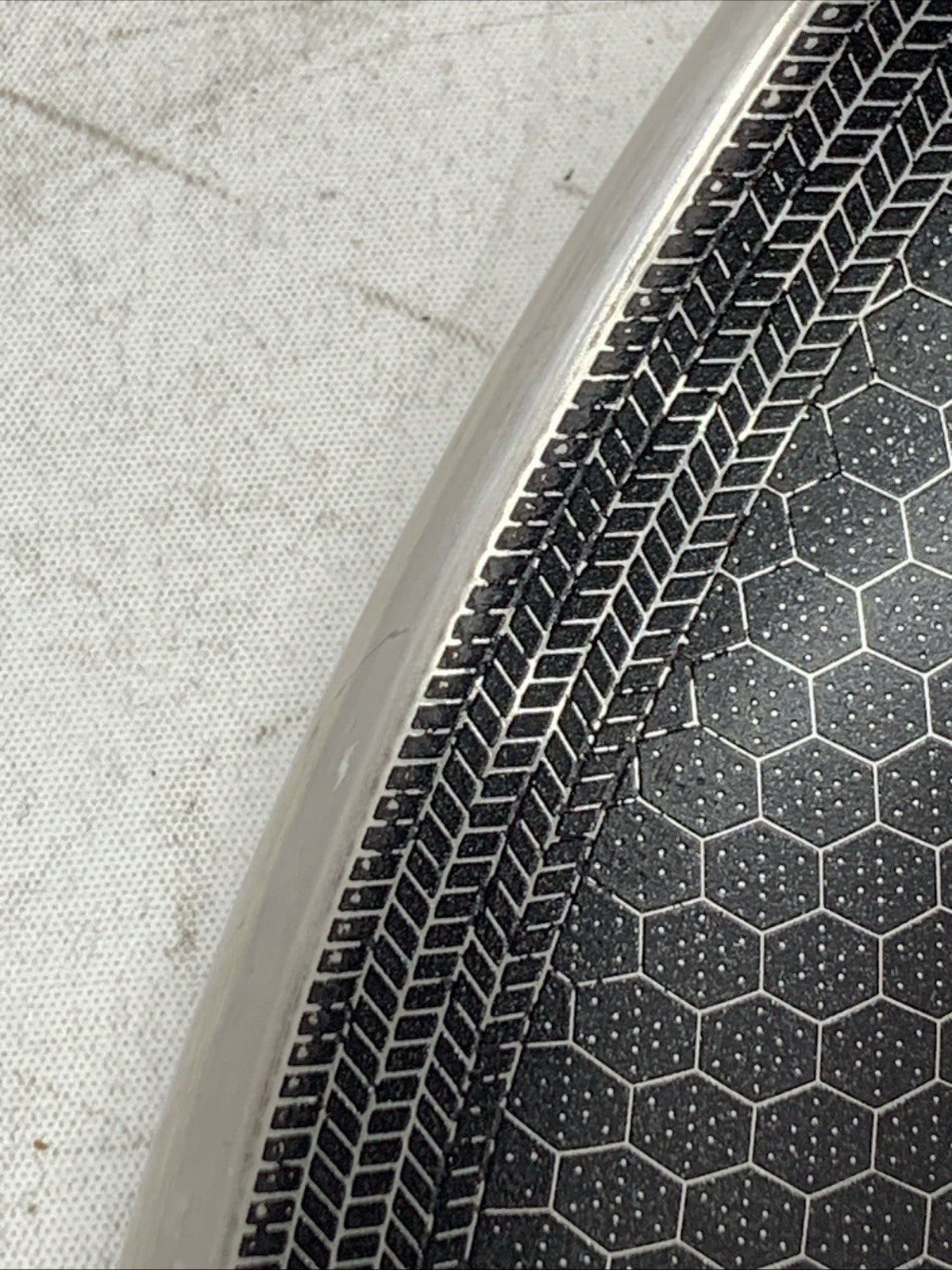 HexClad Hybrid 8in Cookware Frying Pan Nonstick with Cooking Clear Lid - USED